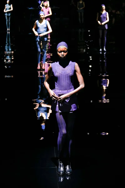 Look 34